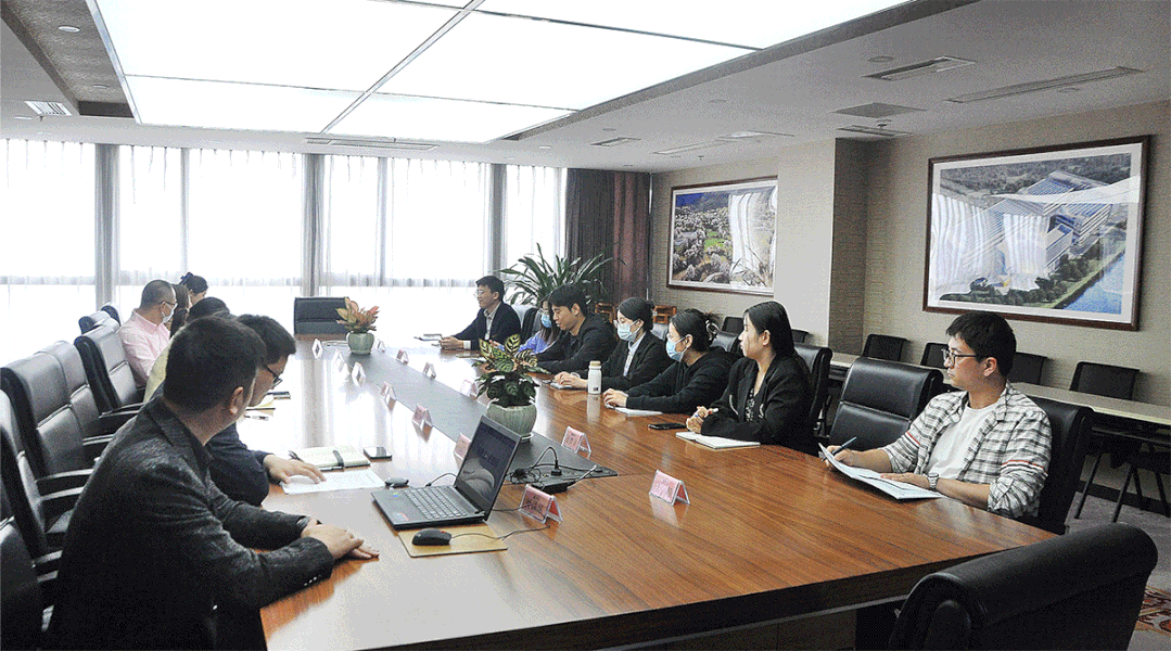 1691389942398658.gif 04.gif